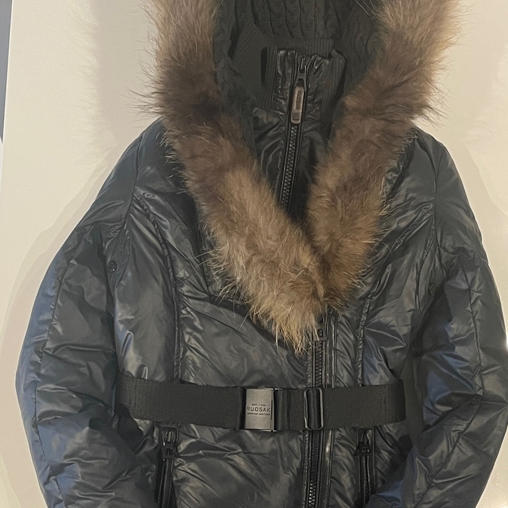 RUDSAK MAXI DOWN COAT WITH LEATHER DETAILS & FUR